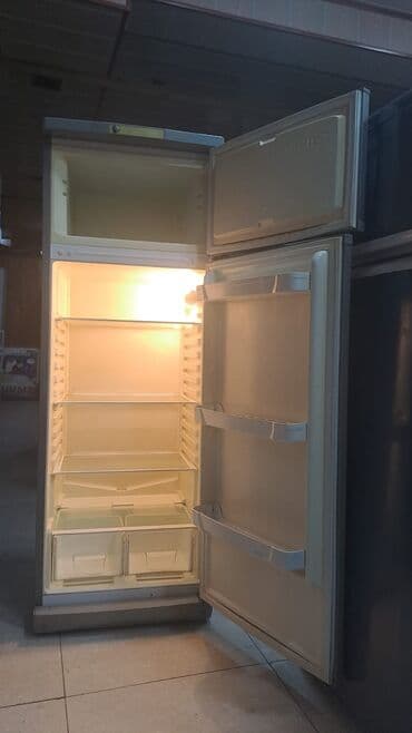 2 qapılı Indesit Soyuducu Satılır, rəng - Gümüşü lalafo.az -da 2 qapılı Indesit Soyuducu Satılır, rəng - Gümüşü