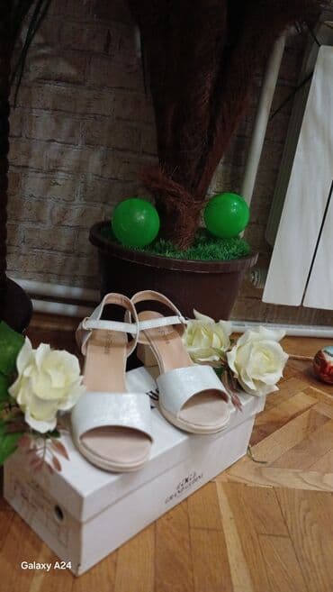 Sabo, Ölçü: 37, rəng - Ağ, Yeni lalafo.az -da Sabo, Ölçü: 37, rəng - Ağ, Yeni