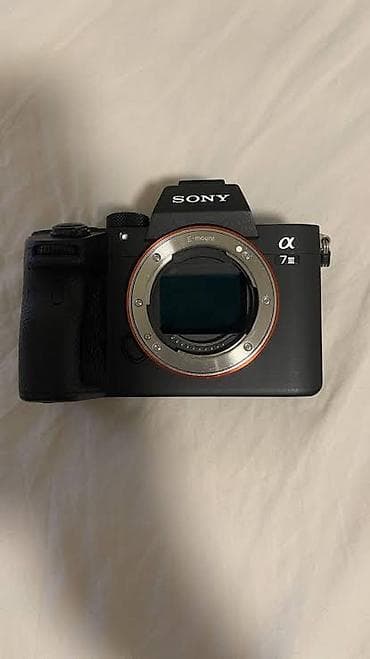 Sony Alpha a7 III (ILCE-7M3) güzgüsüz fotoaparat – E-mount - Tam kadr lalafo.az -da Sony Alpha a7 III (ILCE-7M3) güzgüsüz fotoaparat – E-mount - Tam kadr