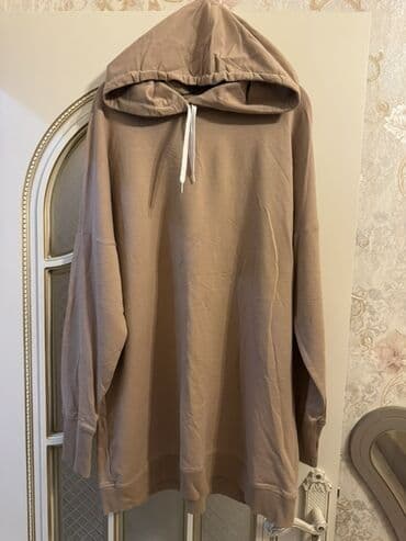 Oversize kapüşonlu svitşot - Rəng: bej/şamı rəngi - Model: oversize lalafo.az -da Oversize kapüşonlu svitşot - Rəng: bej/şamı rəngi - Model: oversize
