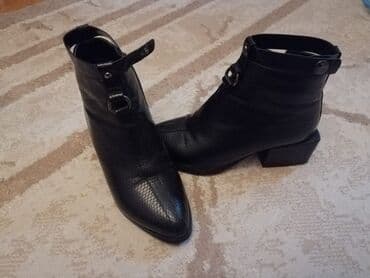 Ölçü: 36, rəng - Qara, İşlənmiş lalafo.az -da Ölçü: 36, rəng - Qara, İşlənmiş