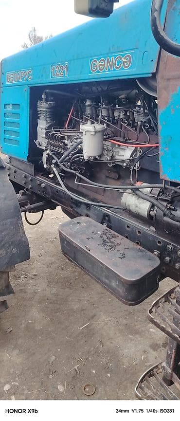 Belarus 1221 (Gəncə yığımı) traktor - Güc sinfi: 120 a.g. etibarlı lalafo.az -da Belarus 1221 (Gəncə yığımı) traktor - Güc sinfi: 120 a.g. etibarlı