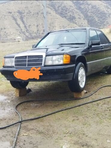 Mercedes-Benz 190: 1.8 l | 1993 il Sedan lalafo.az -da Mercedes-Benz 190: 1.8 l | 1993 il Sedan