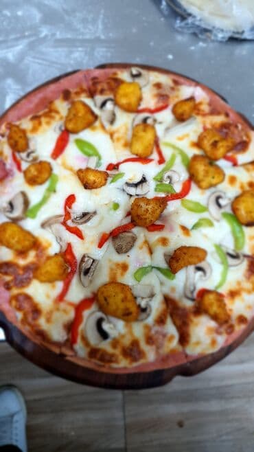 Уборщицы: Pizzamen işi axtatıram maaş 40 Azn günlük maaş lazımdır 15 gündən at lalafo.az — 2 Уборщицы: Pizzamen işi axtatıram maaş 40 Azn günlük maaş lazımdır 15 gündən — 2