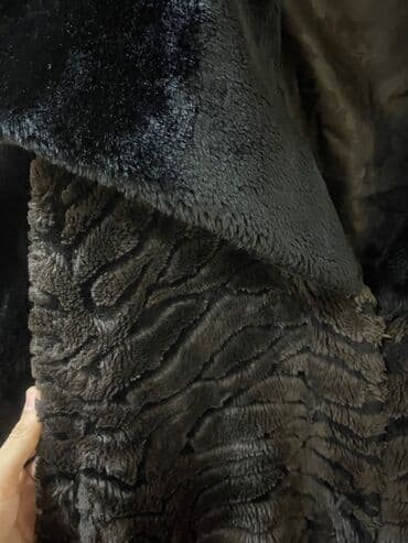 Rusiyadan alinib cox az geyinilib iri beden olcusune malikdir lalafo.az -da Rusiyadan alinib cox az geyinilib iri beden olcusune malikdir