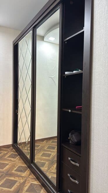 İşlənmiş, Kupe, 2 qapılı Düz dolab, Dəhliz dolabı lalafo.az -da İşlənmiş, Kupe, 2 qapılı Düz dolab, Dəhliz dolabı