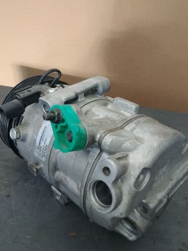 Kompressorlar: R134a soyuducu üçün nəzərdə tutulmuş gümüşü rəngli kompressor. Onun lalafo.az -da — 3 Kompressorlar: R134a soyuducu üçün nəzərdə tutulmuş gümüşü rəngli kompressor. Onun — 3