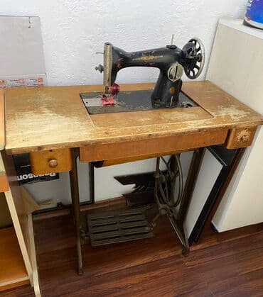 Mexaniki tikiş maşını – ayaq pedalı ilə işləyən klassik model lalafo.az -da Mexaniki tikiş maşını – ayaq pedalı ilə işləyən klassik model