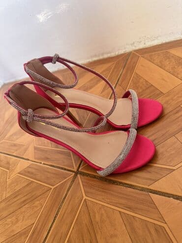 Ölçü: 40, rəng - Çəhrayı, Yeni lalafo.az -da Ölçü: 40, rəng - Çəhrayı, Yeni