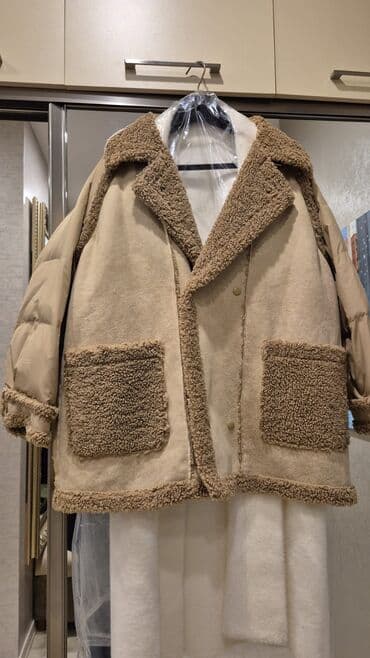 Türkiyeden İpekyoldan 250 dollara alınıb heç bir defede geyinilmiyib lalafo.az -da Türkiyeden İpekyoldan 250 dollara alınıb heç bir defede geyinilmiyib