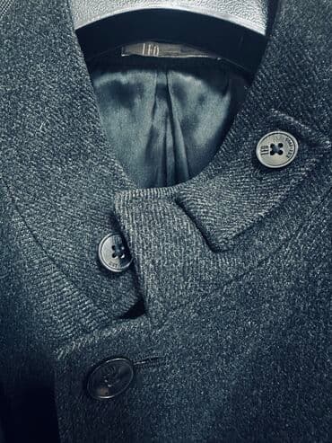 Срочно продается пальто, в идеальном состоянии, состав 50% кашемир lalafo.az -da Срочно продается пальто, в идеальном состоянии, состав 50% кашемир