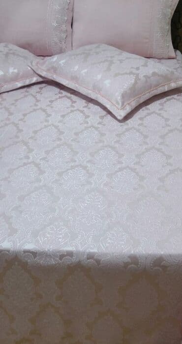 Yataq üçün Yeni Qaşlı rəng - Çəhrayı Yataq örtüyü, Pulsuz çatdırılma lalafo.az -da Yataq üçün Yeni Qaşlı rəng - Çəhrayı Yataq örtüyü, Pulsuz çatdırılma