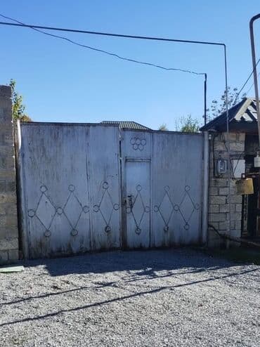 Metal darvaza və pəncərəli keçid qapısı - Material: qalın metal/səth lalafo.az -da Metal darvaza və pəncərəli keçid qapısı - Material: qalın metal/səth