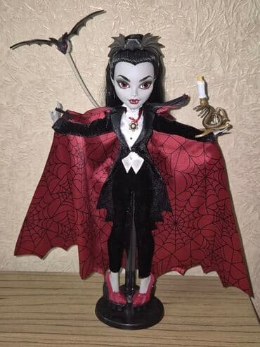 Дракула Skullector Monster High lalafo.az -da Дракула Skullector Monster High