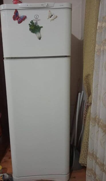 Soyuducu satılır, problemi yoxdu İndesit firmasıdır. Zabrat lalafo.az -da Soyuducu satılır, problemi yoxdu İndesit firmasıdır. Zabrat