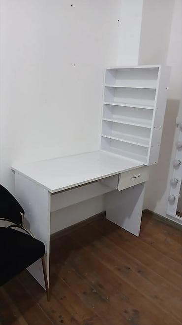Ağ rəngdə çoxfunksiyalı manikur masası həm ofis, həm də ev şəraiti at lalafo.az Ağ rəngdə çoxfunksiyalı manikur masası həm ofis, həm də ev şəraiti