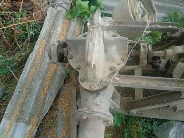 Aqreqat: Mexaniki reduktor və kardandan ötürmə ilə güc çıxışı olan lalafo.az -da Aqreqat: Mexaniki reduktor və kardandan ötürmə ilə güc çıxışı olan