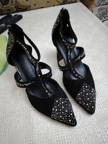 Ölçü: 40, rəng - Qara, Yeni lalafo.az -da Ölçü: 40, rəng - Qara, Yeni