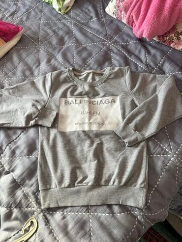 Svitşot, Balenciaga, rəng - Boz lalafo.az -da Svitşot, Balenciaga, rəng - Boz