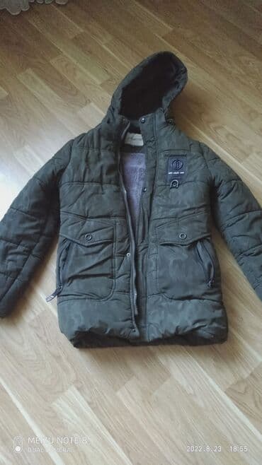 Продаётся детская зимняя куртка для мальчика 8,10 лет. Производство lalafo.az -da Продаётся детская зимняя куртка для мальчика 8,10 лет. Производство