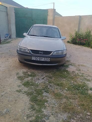 Opel Vectra: 1.8 l | 1996 il 670000 km Sedan lalafo.az -da Opel Vectra: 1.8 l | 1996 il 670000 km Sedan