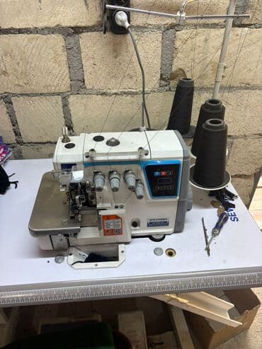 Əla vəziyyətdə 4 iplikli overlok. Masasıyla birlikdə satılır. Heç bir lalafo.az -da Əla vəziyyətdə 4 iplikli overlok. Masasıyla birlikdə satılır. Heç bir