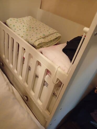 Oğlan və qız üçün, Yeni, Dördbucaq, Beşik, Dəstsiz, Matrassız, Yellənmə mexanizm ilə lalafo.az -da Oğlan və qız üçün, Yeni, Dördbucaq, Beşik, Dəstsiz, Matrassız, Yellənmə mexanizm ilə