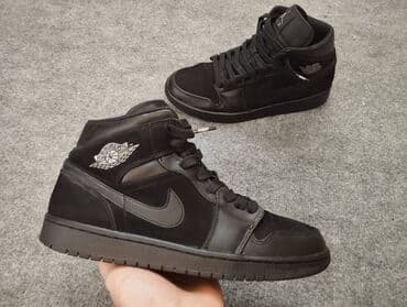 Orginal Jordan. Yeni kimidir. olcu: 43 qiymet: 55 azn lalafo.az -da Orginal Jordan. Yeni kimidir. olcu: 43 qiymet: 55 azn