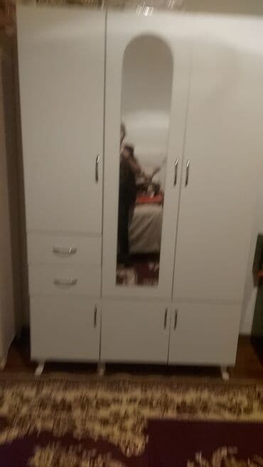 Açılan, 3 qapılı Düz dolab, Qarderob, paltar dolabı lalafo.az -da Açılan, 3 qapılı Düz dolab, Qarderob, paltar dolabı