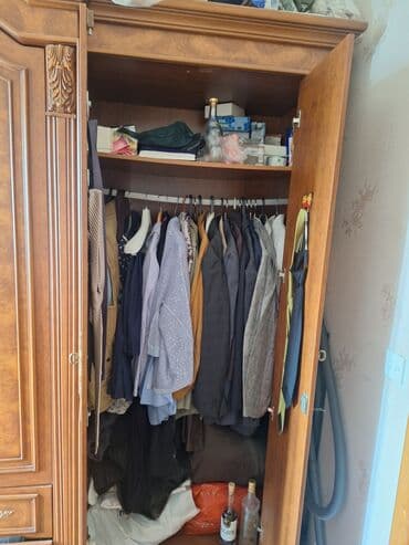 Açılan, 4 qapılı Düz dolab, Qarderob, paltar dolabı lalafo.az -da Açılan, 4 qapılı Düz dolab, Qarderob, paltar dolabı