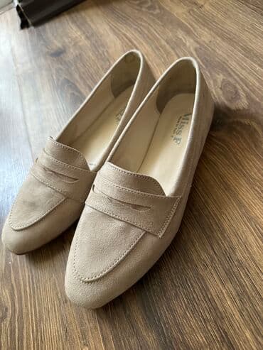 FLO, Ölçü: 39, rəng - Bej, İşlənmiş lalafo.az -da FLO, Ölçü: 39, rəng - Bej, İşlənmiş