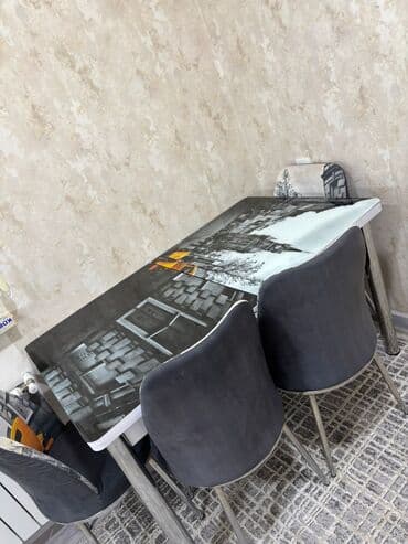 Mətbəx üçün, Açılmayan, Dördbucaq masa, 4 stul lalafo.az -da Mətbəx üçün, Açılmayan, Dördbucaq masa, 4 stul