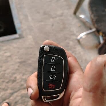 Avtomobil üçün uzaqdan idarəetmə açarı pult sistemi Xüsusiyyətlər: - lalafo.az -da Avtomobil üçün uzaqdan idarəetmə açarı pult sistemi Xüsusiyyətlər: -