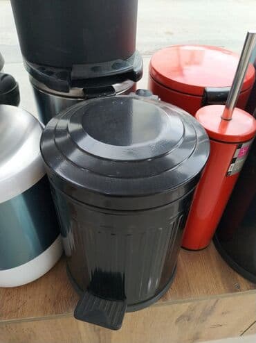 Pedallı metal zibil qutusu - Material: metaldan hazırlanmış korpus lalafo.az -da Pedallı metal zibil qutusu - Material: metaldan hazırlanmış korpus