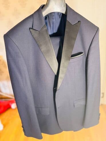 Bu qiymətə Kostyum yoxdur ! Real alicilar yazsin ( Smokin yaxali) lalafo.az -da Bu qiymətə Kostyum yoxdur ! Real alicilar yazsin ( Smokin yaxali)