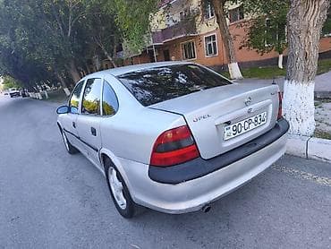 Opel Vectra: 1.8 l | 1997 il 250000 km Sedan lalafo.az -da Opel Vectra: 1.8 l | 1997 il 250000 km Sedan