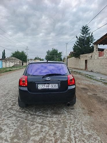Toyota Corolla: 1.4 l | 2005 il Hetçbek lalafo.az -da — 2 Toyota Corolla: 1.4 l | 2005 il Hetçbek — 2