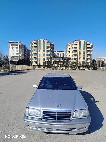 Mercedes-Benz C-Class: 2.2 l | 1999 il Sedan lalafo.az -da Mercedes-Benz C-Class: 2.2 l | 1999 il Sedan