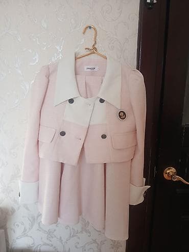 Brend: JINBEIER Zərif açıq çəhrayı dəst: - Qısa krop jaket və uyğun lalafo.az -da Brend: JINBEIER Zərif açıq çəhrayı dəst: - Qısa krop jaket və uyğun