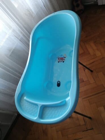 Metal altlıqla birlikdə Türkiyə istehsalı az istifadə olunmuş uşaq lalafo.az -da Metal altlıqla birlikdə Türkiyə istehsalı az istifadə olunmuş uşaq