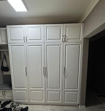 İşlənmiş, Açılan, 4 qapılı Düz dolab, Dolab-asılqan lalafo.az -da İşlənmiş, Açılan, 4 qapılı Düz dolab, Dolab-asılqan