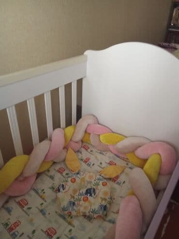 Oğlan və qız üçün, Dördbucaq, Beşik, Dəst ilə, Matrassız, Yellənmə mexanizmsiz lalafo.az -da Oğlan və qız üçün, Dördbucaq, Beşik, Dəst ilə, Matrassız, Yellənmə mexanizmsiz