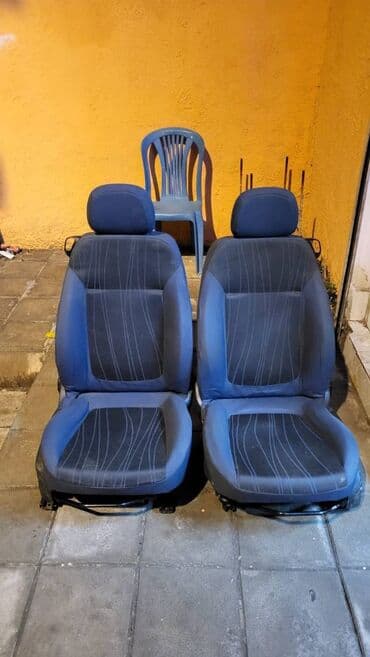 Niva oturacaqlari.tam islek ela veziyyetde.
niva sidenka lalafo.az -da Niva oturacaqlari.tam islek ela veziyyetde.
niva sidenka