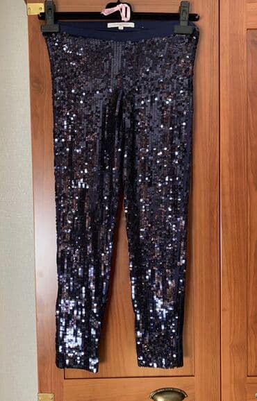 На девочку, в отличном состоянии, на 12 лет, маломерка lalafo.az -da На девочку, в отличном состоянии, на 12 лет, маломерка