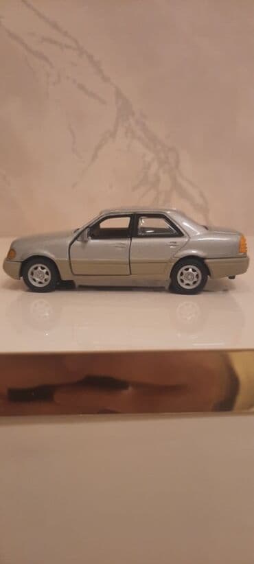 masin modelleri: Mercedes, 1999 il, 1:43, Dəmir lalafo.az -da — 1 masin modelleri: Mercedes, 1999 il, 1:43, Dəmir — 1