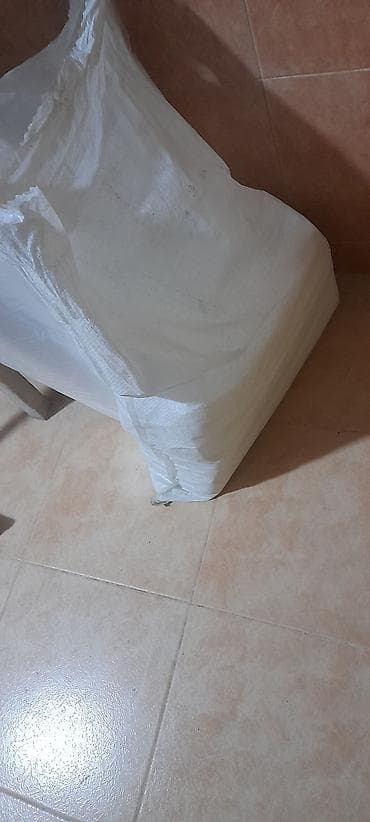 Бумажные полотенца: Sənaye ölçülü kağız dəsmallar (quru dəsmal) – böyük ölçülü paketdə. - at lalafo.az — 1 Бумажные полотенца: Sənaye ölçülü kağız dəsmallar (quru dəsmal) – böyük ölçülü paketdə. - — 1