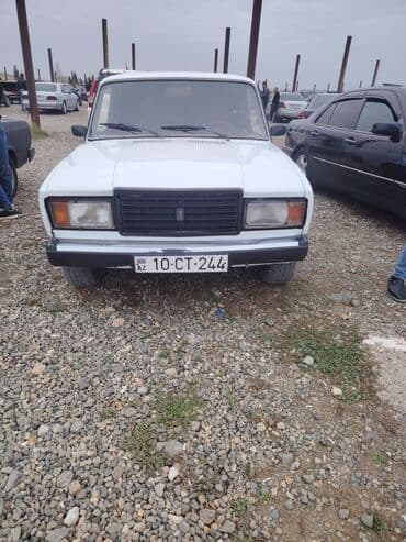 Model: Lada (VAZ) 2107 Kuzov: sedan, ağ rəng Nömrə: AZ 10-CT-244 lalafo.az -da Model: Lada (VAZ) 2107 Kuzov: sedan, ağ rəng Nömrə: AZ 10-CT-244