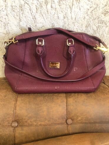 Pier Cardin canta.
Cox baha alinmiwdi.
Az istifade olunub.
20 azn lalafo.az -da Pier Cardin canta.
Cox baha alinmiwdi.
Az istifade olunub.
20 azn