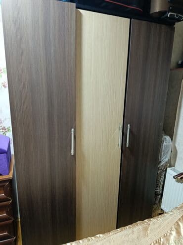 İşlənmiş, 3 qapılı Düz dolab, Qarderob, paltar dolabı lalafo.az -da İşlənmiş, 3 qapılı Düz dolab, Qarderob, paltar dolabı
