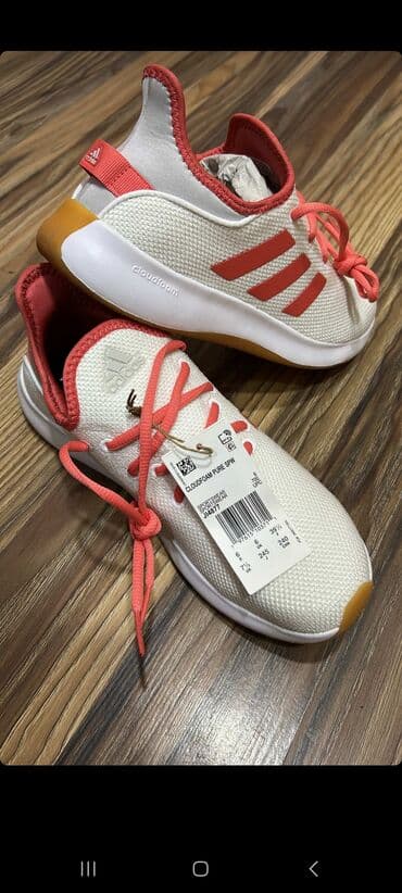 Adidas, Ölçü: 39.5, rəng - Ağ, Yeni lalafo.az -da Adidas, Ölçü: 39.5, rəng - Ağ, Yeni